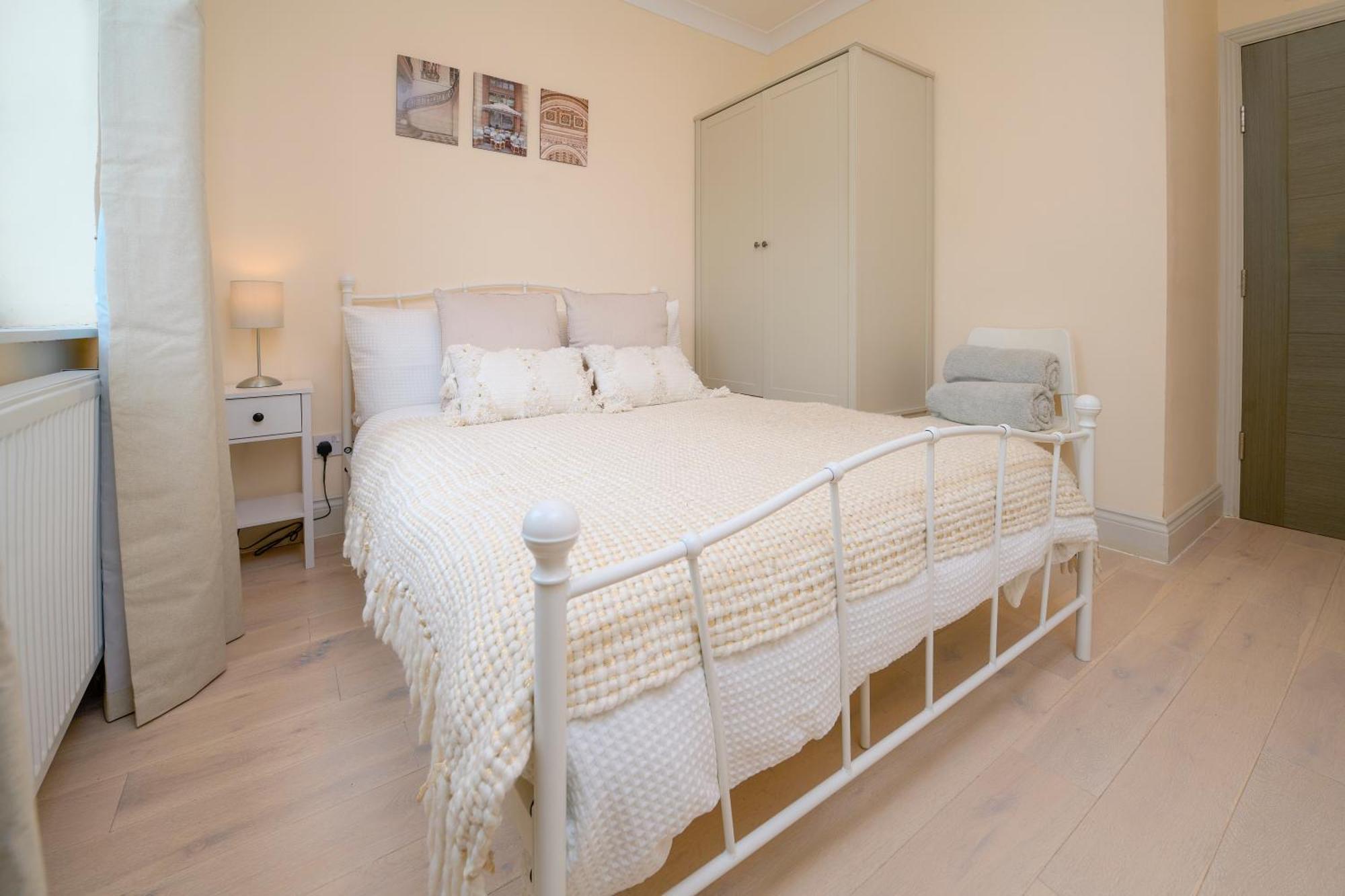Stylish 4Bed 2 Bath, Nw London Large Apartment Londres Exterior foto
