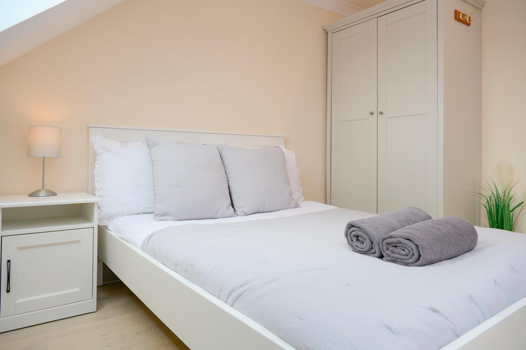 Stylish 4Bed 2 Bath, Nw London Large Apartment Londres Exterior foto