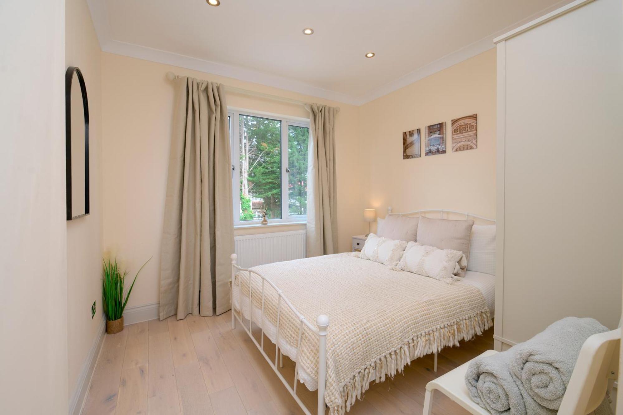 Stylish 4Bed 2 Bath, Nw London Large Apartment Londres Exterior foto